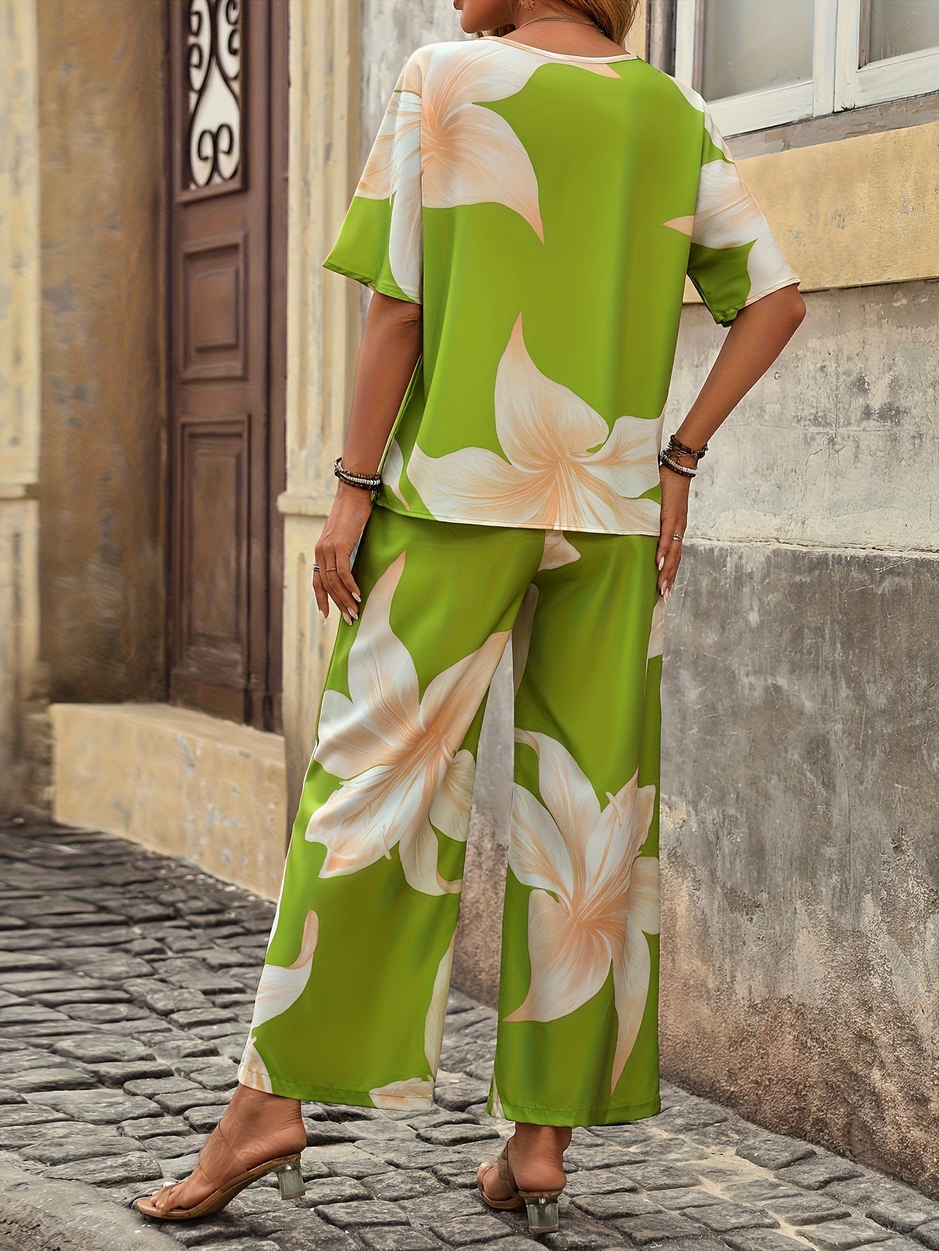 Zenvira™ - Floral Relaxed 2-Piece Set